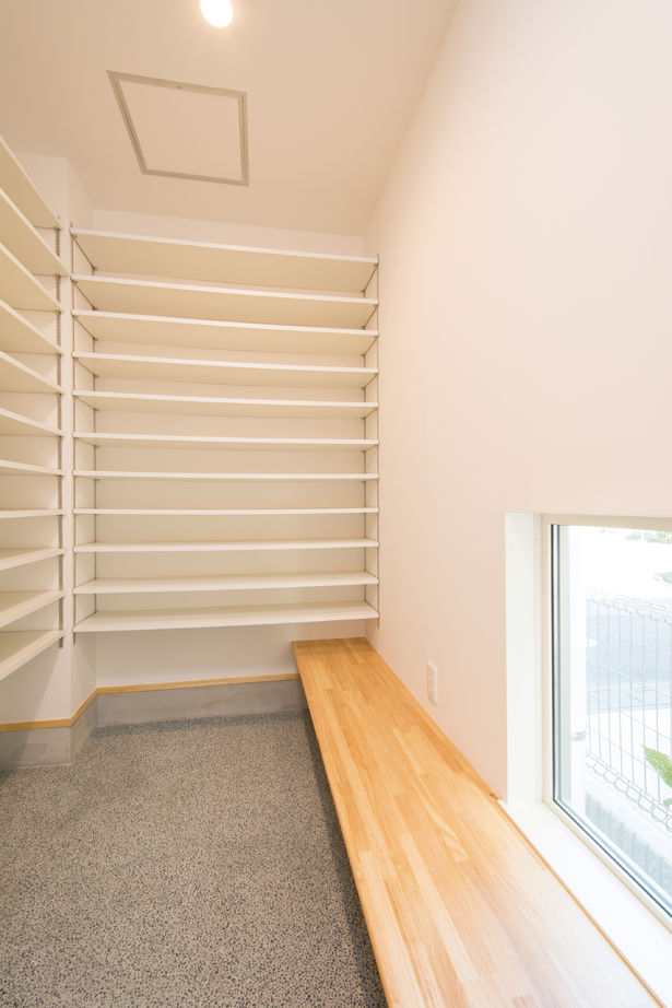 家物語　小林工務店 【1,000万円～1,500万円】エアコン１台で家中が心地よい。無垢の床と相まって、冬暖かく夏涼しい暮らしの建築実例画像4