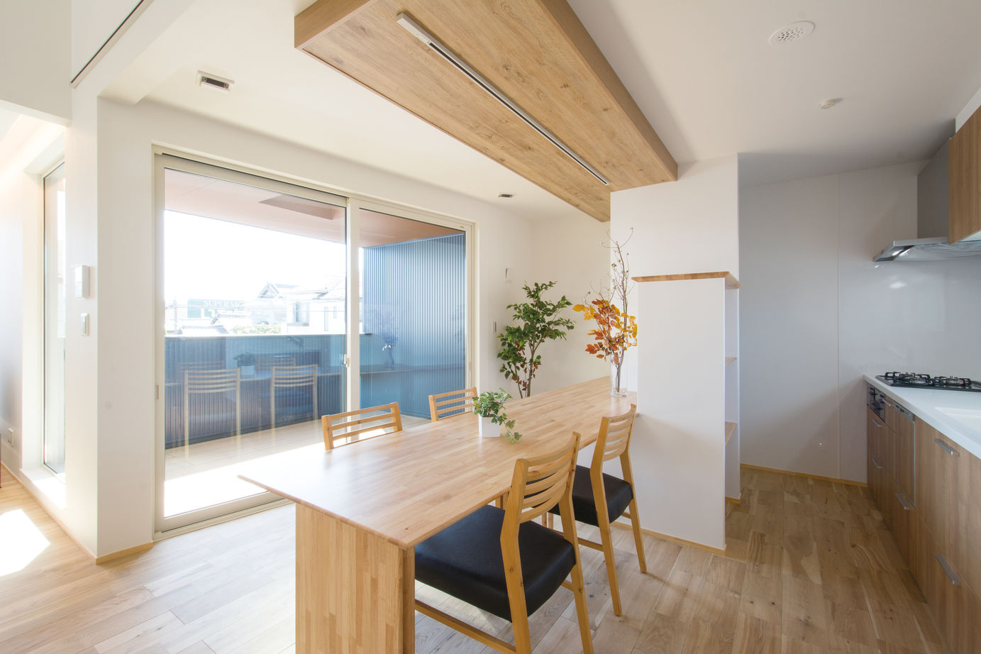 家物語　小林工務店 【1,000万円～1,500万円】エアコン１台で家中が心地よい。無垢の床と相まって、冬暖かく夏涼しい暮らしの建築実例画像7