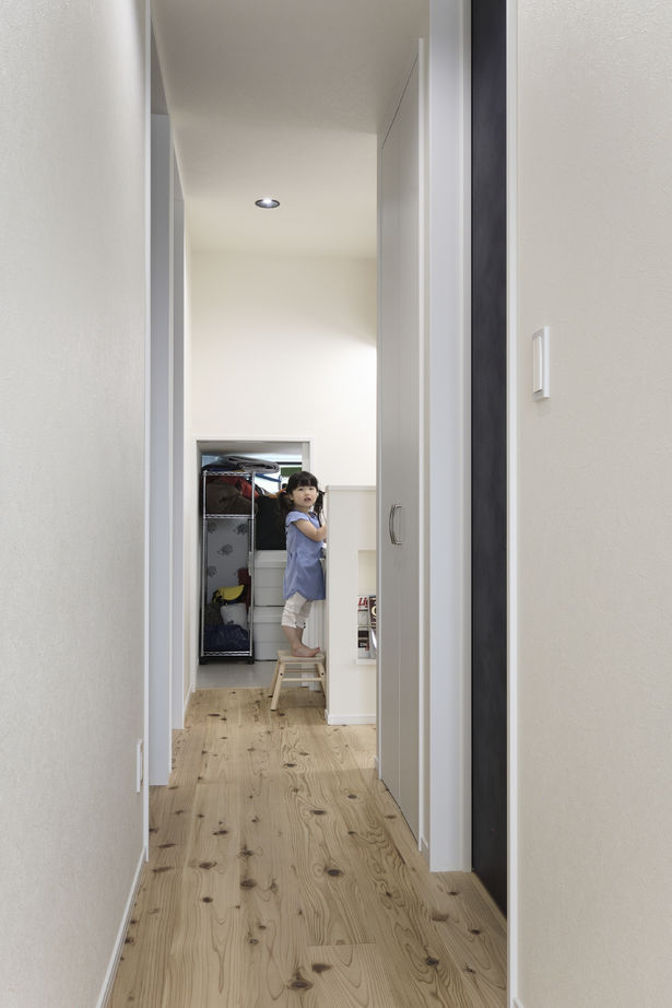 家物語　小林工務店 【1500～1999万円/間取り図有/無垢材】天井や床に無垢材を使用。性能・間取り等予算内で最大限の拘りを実現の建築実例画像8