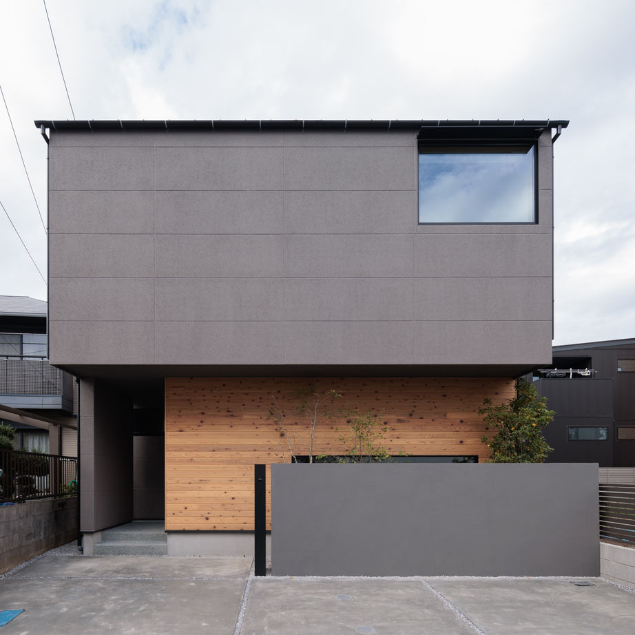 家物語　小林工務店 【リビング階段/吹き抜け/1500～1999万円/間取り図】無垢材を使用し自社大工の造作家具のあるモダンハウスの建築実例画像15