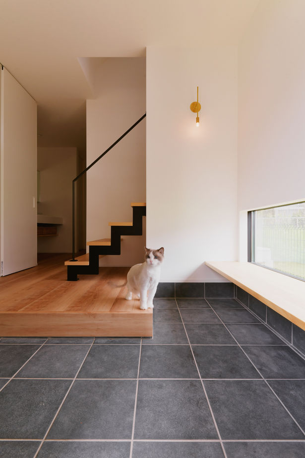 家物語　小林工務店 【1500~1999万円/3階建て/インナーバルコニー/間取り図有】プライバシーと外へのつながりを両立した家の建築実例画像7