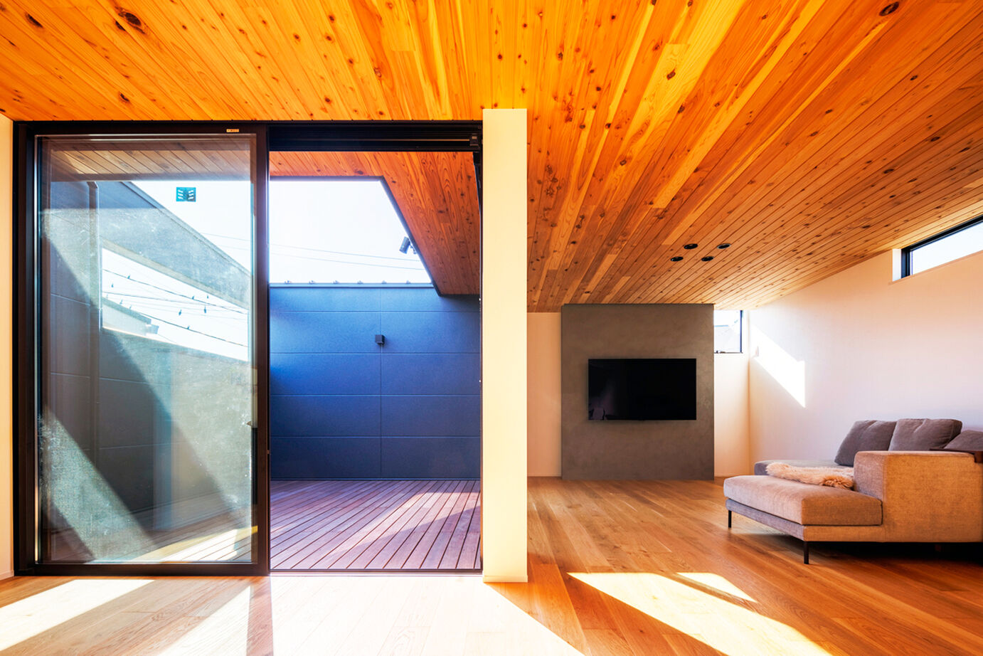 家物語　小林工務店 【2000万円台/吹き抜け/インナーバルコニー/間取り図有】伸びやかな空間。心身くつろぐ2階LDKの建築実例画像5