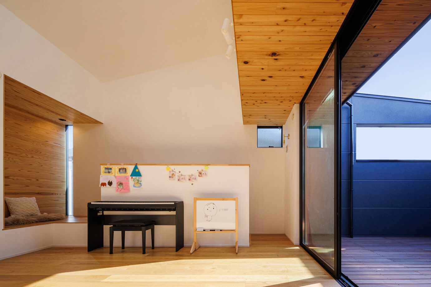 家物語　小林工務店 【2000万円台/吹き抜け/インナーバルコニー/間取り図有】伸びやかな空間。心身くつろぐ2階LDKの建築実例画像7