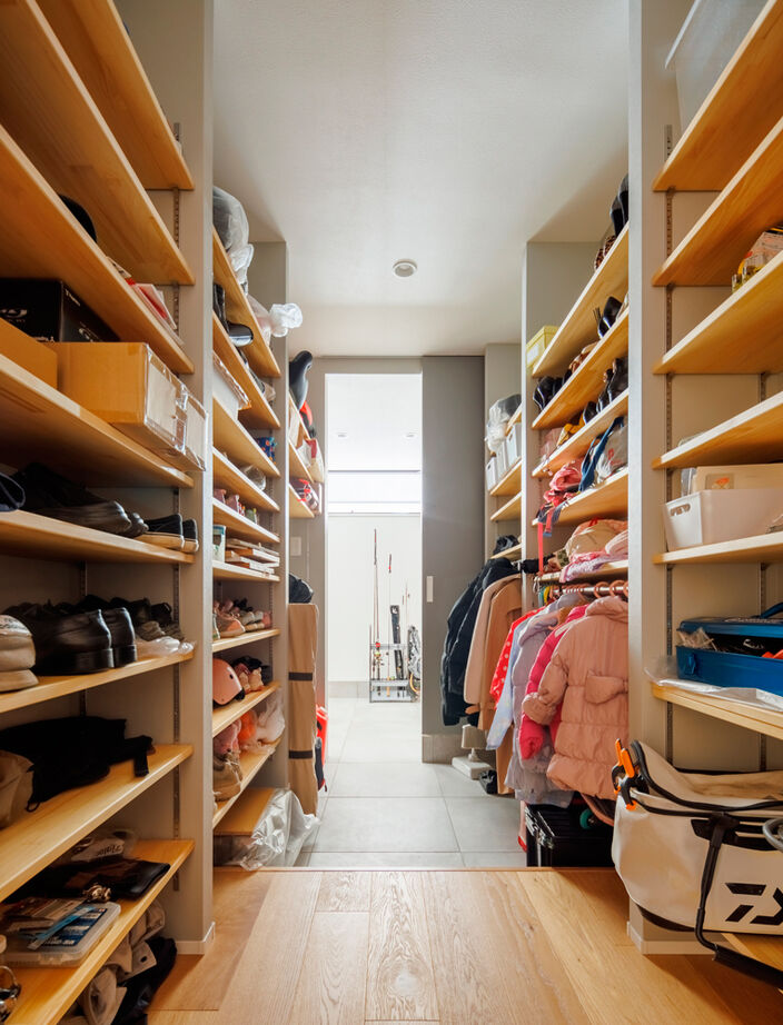 家物語　小林工務店 【2000万円台/吹き抜け/インナーバルコニー/間取り図有】伸びやかな空間。心身くつろぐ2階LDKの建築実例画像11