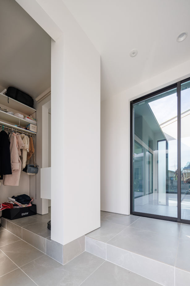 家物語　小林工務店 【2000万円台/平屋/ライトコート/間取り図有】モダンな空間。暮らしやすさと家族のつながりが高い家の建築実例画像10