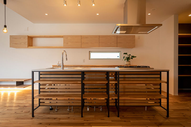 cocochi 藤岡萬建設 一級建築士事務所 【平屋/玄関土間/和モダン】土間のあるナチュラル和モダンな平屋の建築実例画像5