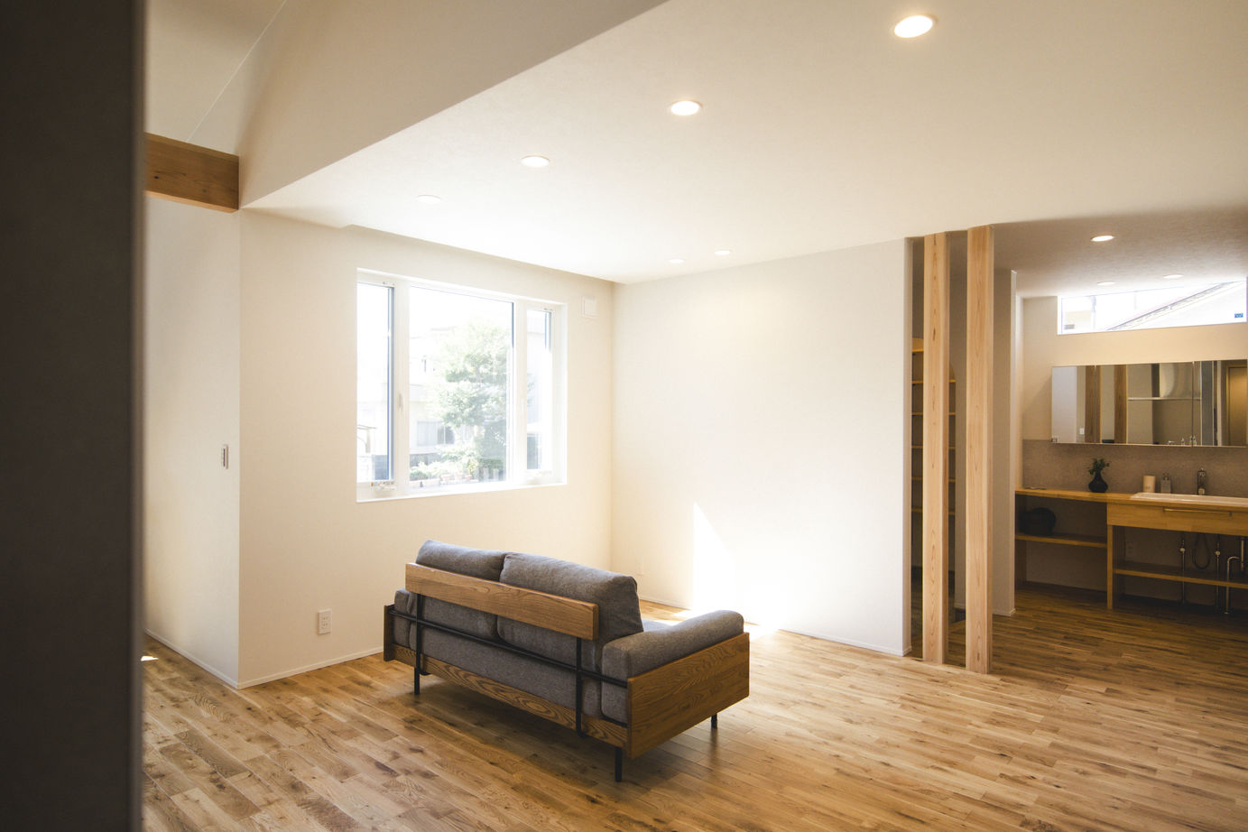 cocochi 藤岡萬建設 一級建築士事務所 【平屋/勾配天井/ロフト】“子育て世代”ロフトのある25坪平屋の建築実例画像3