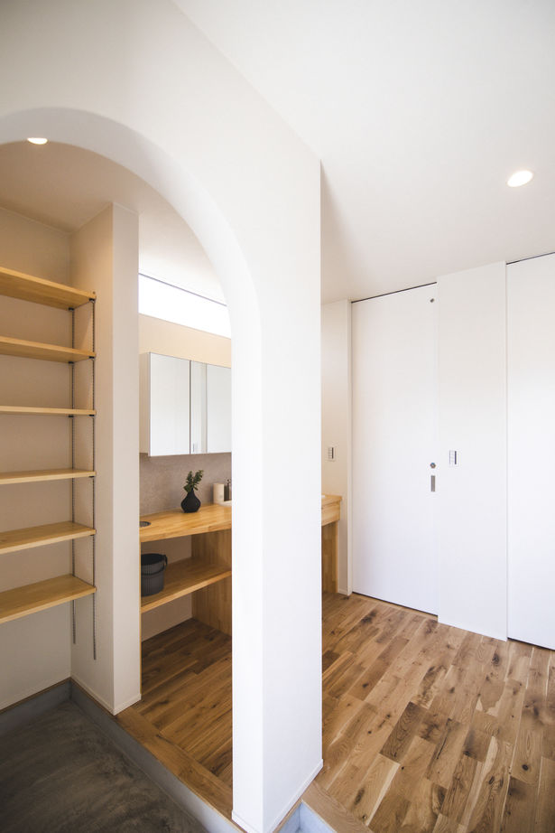 cocochi 藤岡萬建設 一級建築士事務所 【平屋/勾配天井/ロフト】“子育て世代”ロフトのある25坪平屋の建築実例画像8