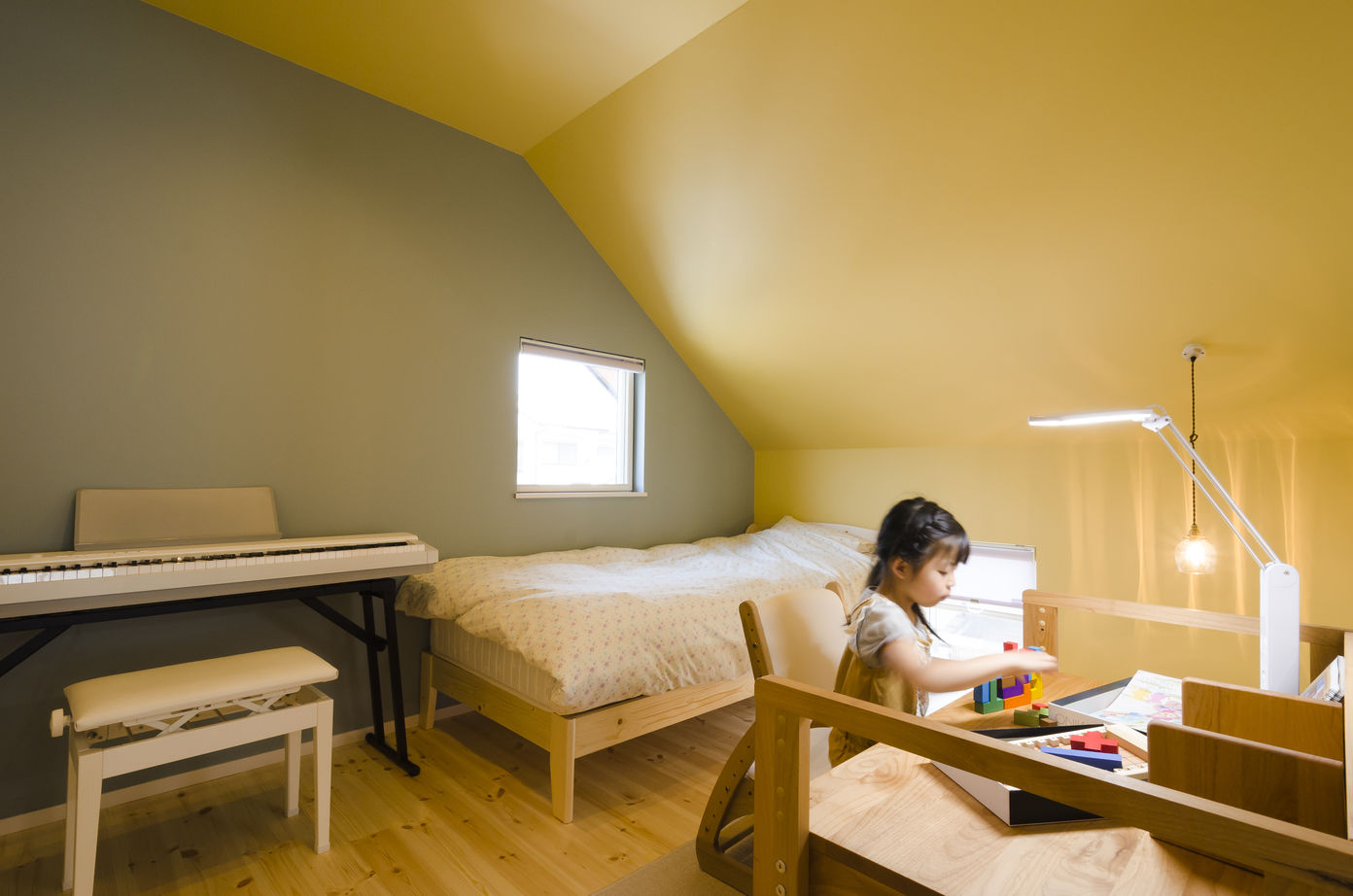 コラボハウス一級建築士事務所 【1000万円台/約28坪/土間/間取り図有】可愛い三角屋根が特徴！将来は店舗併用を見据えた北欧テイストの家の建築実例画像3