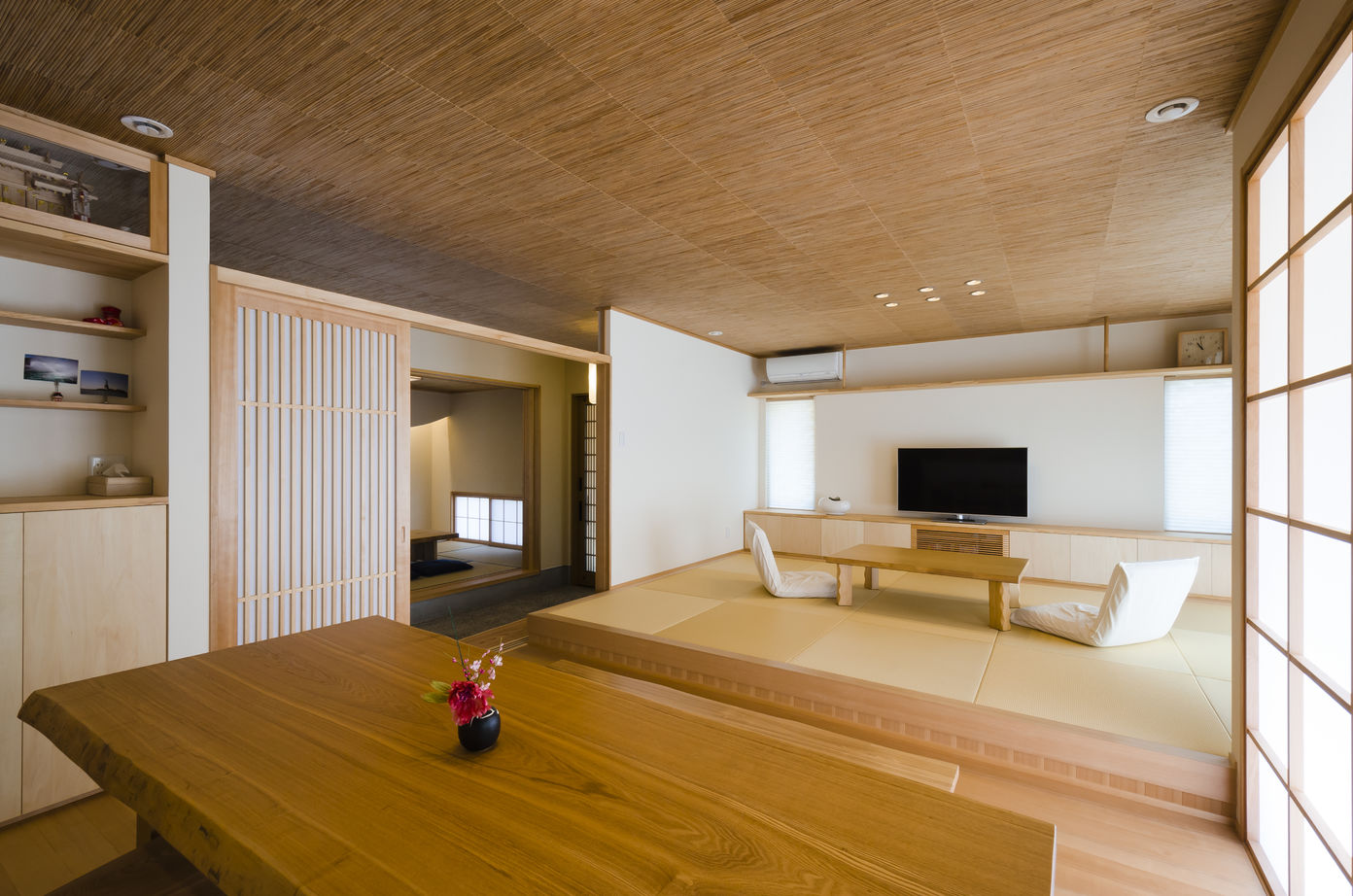 コラボハウス一級建築士事務所 【2000万円台/土間/間取り図有】まるで旅館のような和の 佇まい！シンプルで和室と通り土間がこだわりの家の建築実例画像6