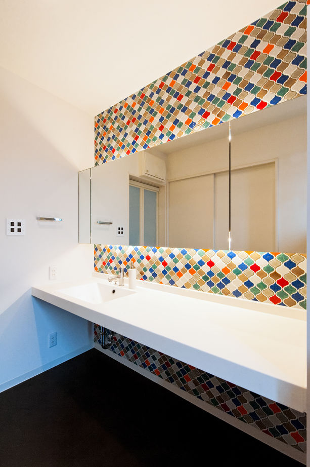 コラボハウス一級建築士事務所 【2100～2200万円/間取り図有】インナーガレージ×趣味室、２階リビング×シアタールーム…大人の憧れを凝縮の建築実例画像5