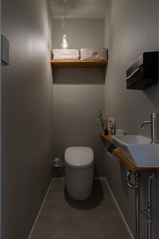 コラボハウス一級建築士事務所 【2000万円台／約25坪】憧れの照明と暮らすミニマムな平屋／シンプルでも印象に残る外観／おこもり趣味室の建築実例画像10