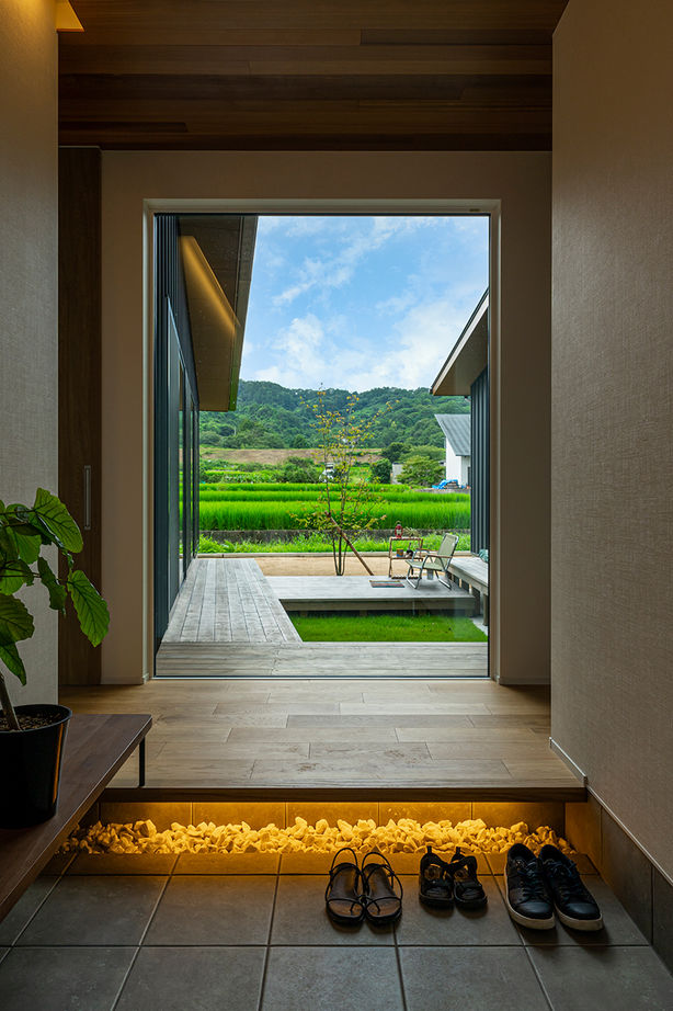 コラボハウス一級建築士事務所 【3000万円台／約40坪／間取り図有】田園に向かってコの字に開いた平屋の建築実例画像8