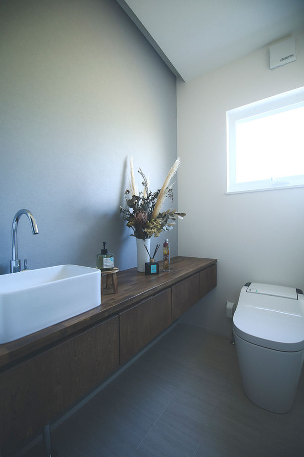 コラボハウス一級建築士事務所 【2000万円台／37坪／間取り図有】DIYを楽しむアメリカンスタイルのガレージ平屋／雑貨作りの作業場の建築実例画像10