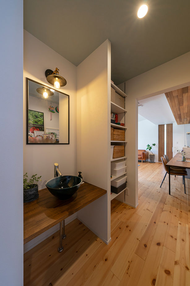 コラボハウス一級建築士事務所 【2000万円台／約34坪／間取り図有】秀逸な家事動線／アジアンリゾートな平屋の建築実例画像7