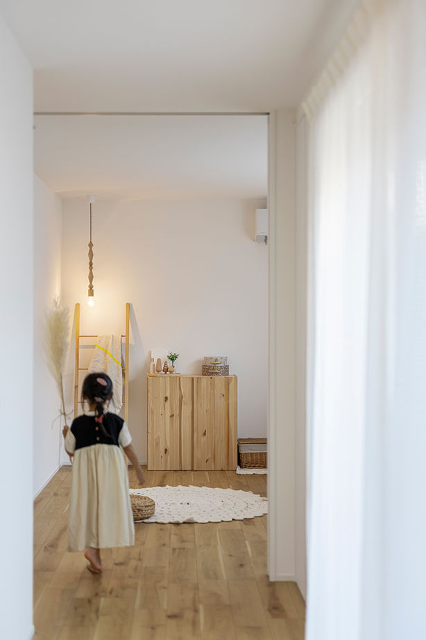 コラボハウス一級建築士事務所 【2000万円台／約38坪／間取り図有】三角屋根のJapandi styleのお家／アーチや三角の入口／平屋の建築実例画像6