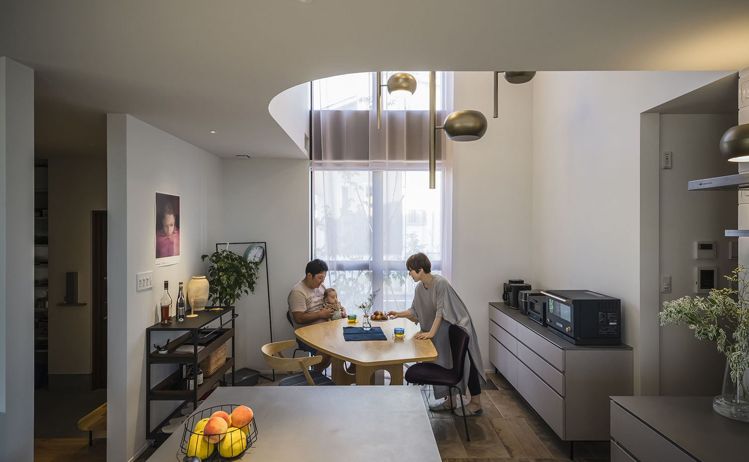 コラボハウス一級建築士事務所 5000万円台｜間取り図｜ガレージハウス｜「食べるのも料理するのも大好き」キッチンが暮らしの真ん中の建築実例画像6