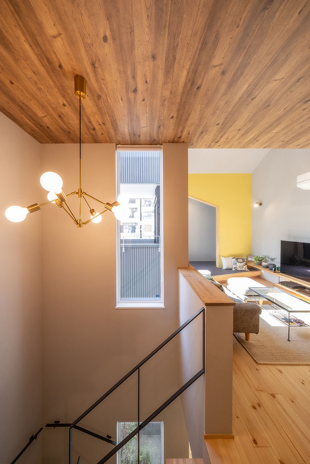 コラボハウス一級建築士事務所 2000万円台｜間取り図｜2階リビング｜坪庭をコの字型に囲む家。隅々まで光が届き、明るく開放感いっぱいの建築実例画像9