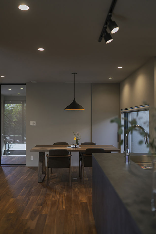 コラボハウス一級建築士事務所 4000万円台｜堺市｜間取り図｜外に閉じ、内に開く。プライバシーが守られた中庭のある家の建築実例画像9