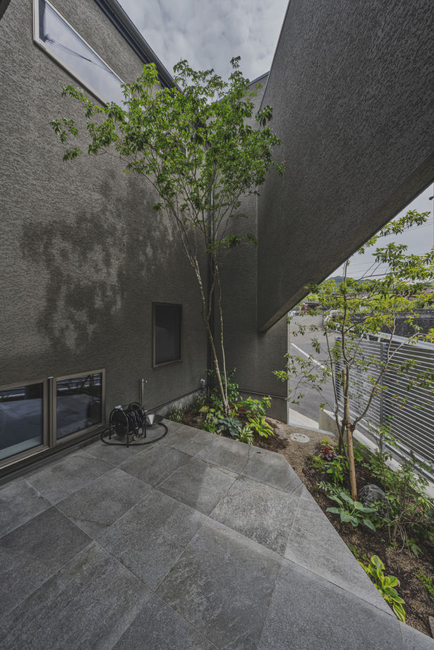 コラボハウス一級建築士事務所 4000万円台｜間取り図｜ガレージハウス｜外に閉じ、内に開く。プライベート感と開放感が共存する家の建築実例画像5