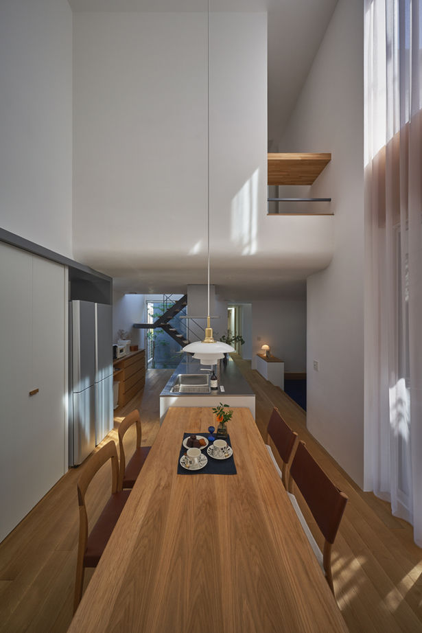 コラボハウス一級建築士事務所 4000万円台｜間取り図｜ガレージハウス｜外に閉じ、内に開く。プライベート感と開放感が共存する家の建築実例画像9