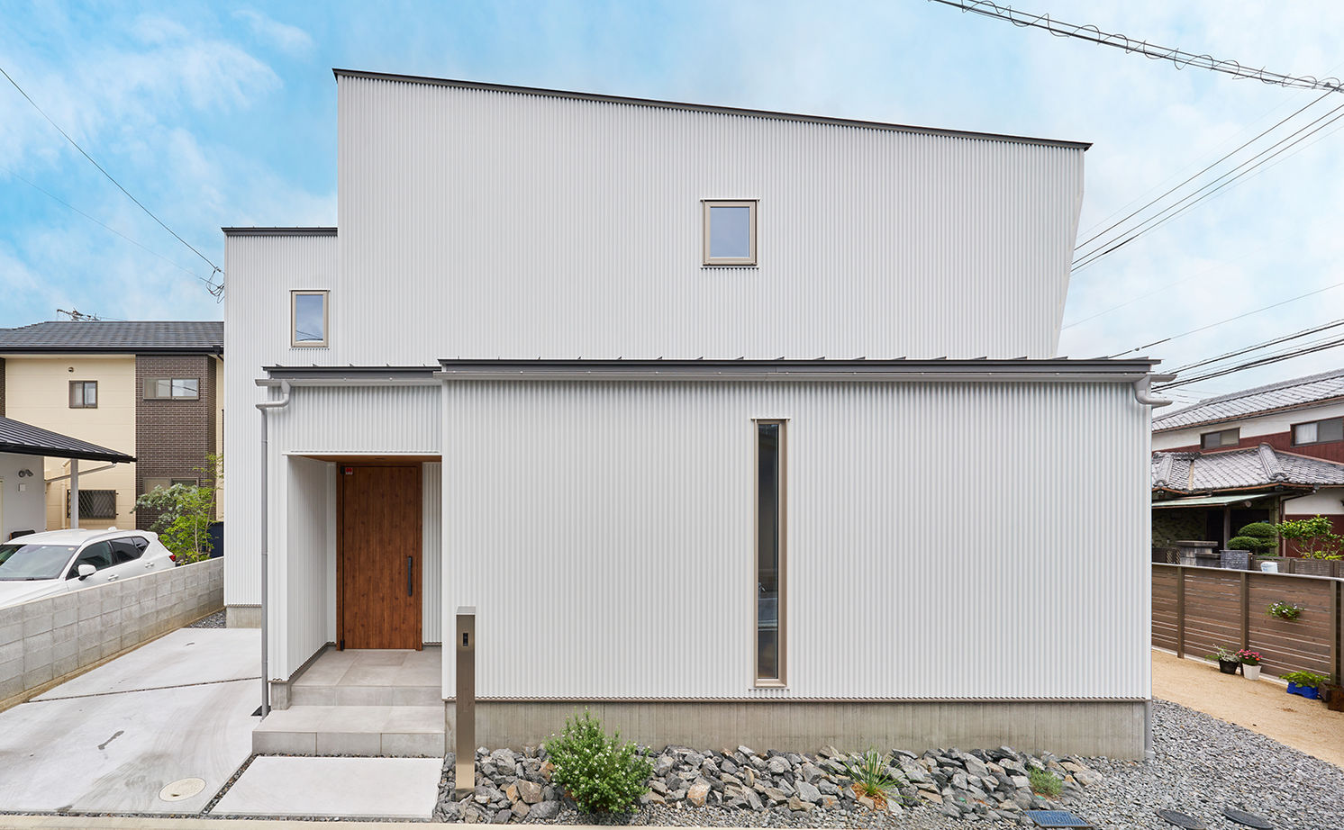 コラボハウス一級建築士事務所 2000万円台｜間取り図｜吹き抜け｜陽だまりリビングに家族が集う、木が心地よい大人ナチュラルな家の建築実例画像1