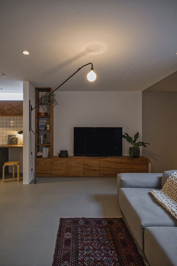 コラボハウス一級建築士事務所 貝塚市｜中庭｜耐震等級3｜ZEH基準｜洋菓子店オーナーのこだわりキッチンがある家の建築実例画像8