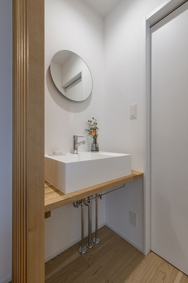 コラボハウス一級建築士事務所 3000万円台｜和泉市｜間取り図｜子ども達も観葉植物もごきげん。光が降り注ぐ土間リビングのある家の建築実例画像10