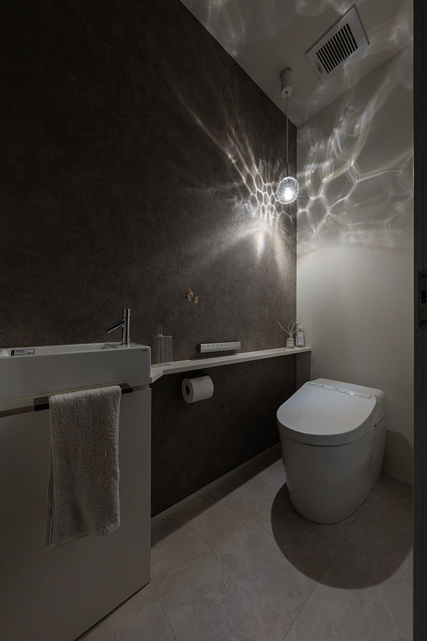 コラボハウス一級建築士事務所 【36坪／間取り図有】店舗兼自宅／黒×グレーのスタイリッシュな平屋／設計の工夫を活かした旗竿地の建築実例画像9