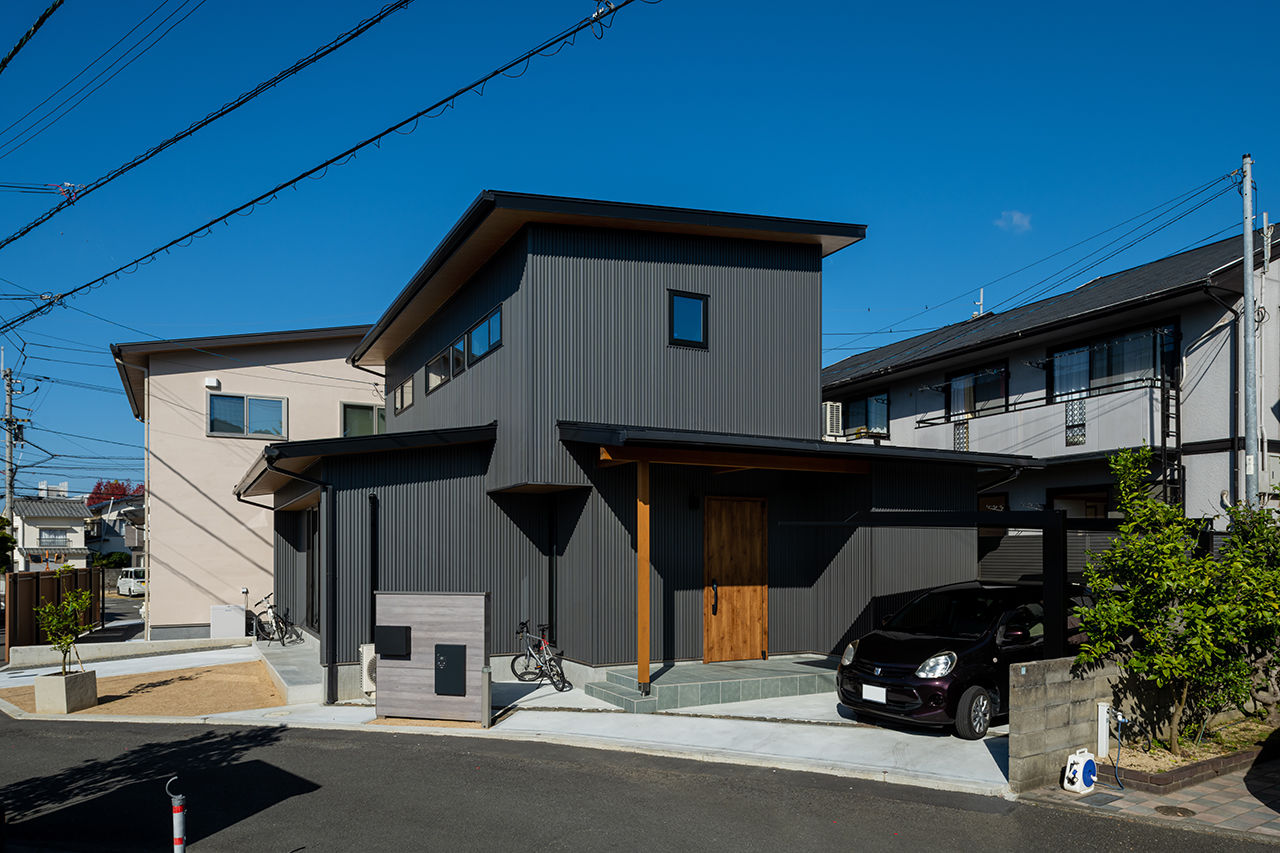 コラボハウス一級建築士事務所 【2000万円台／約34坪／間取り図有】和モダン×ブルックリンがお洒落な家の建築実例画像1