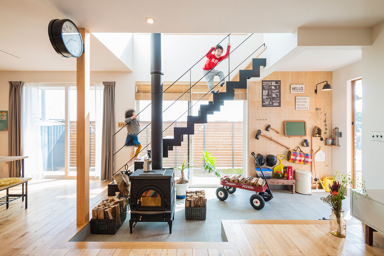 コラボハウス一級建築士事務所 【2000万円台／約34坪／間取り図有】薪ストーブと土間がある和風の家の建築実例画像2