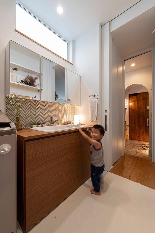 コラボハウス一級建築士事務所 【2000万円台／約35坪／間取り図有】オーシャンブルーが映える家の建築実例画像9