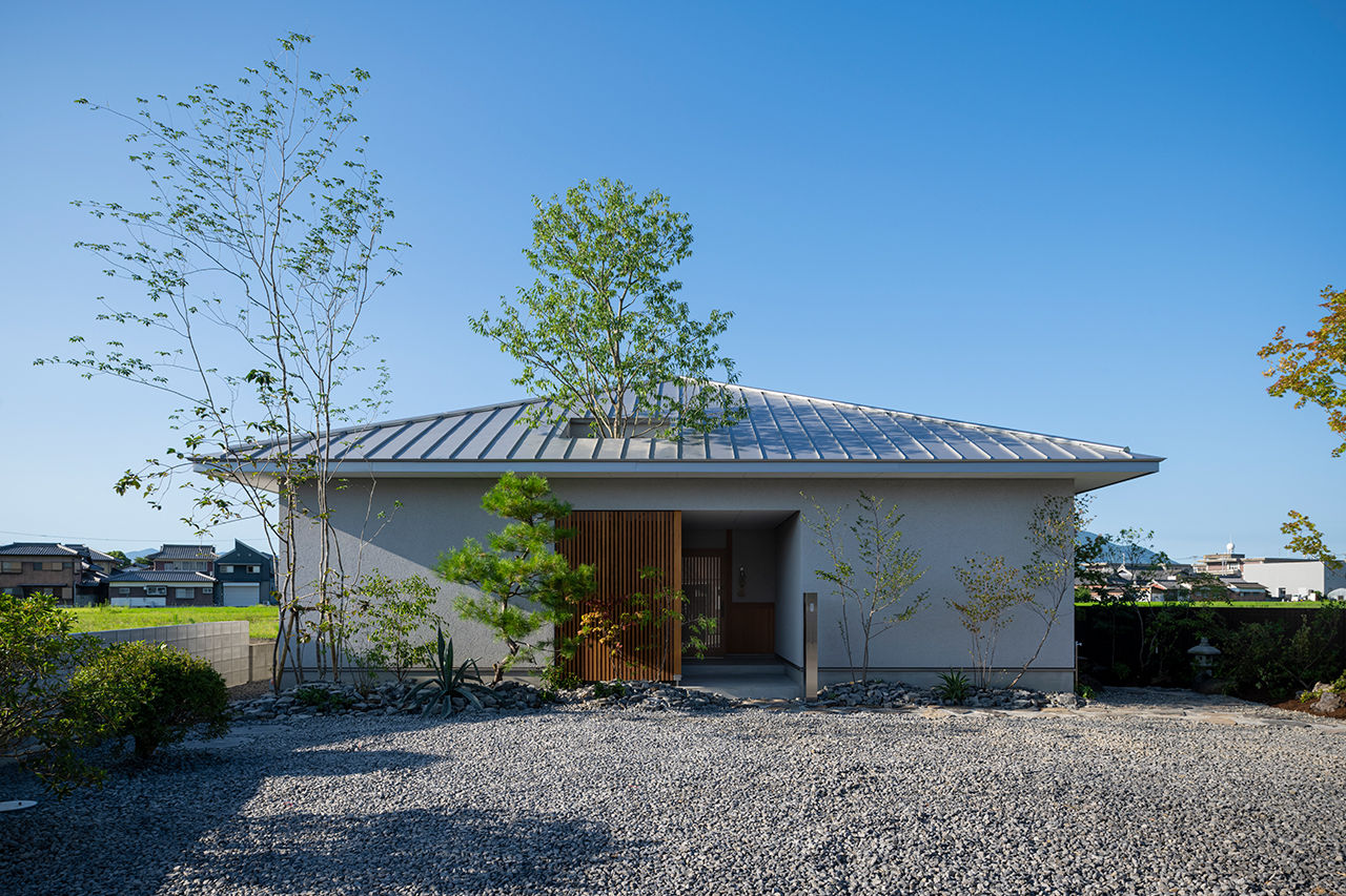 コラボハウス一級建築士事務所 【2000万円台／約31坪／間取り図有】旅館のような離れの和室がある家の建築実例画像1