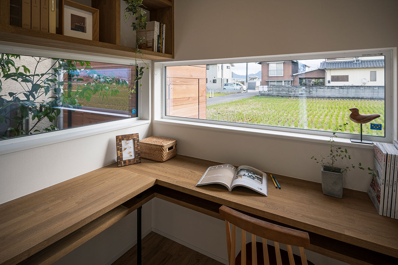 コラボハウス一級建築士事務所 【2000万円台／約30坪／間取り図有】中庭で四季を感じるグレージュの家の建築実例画像6