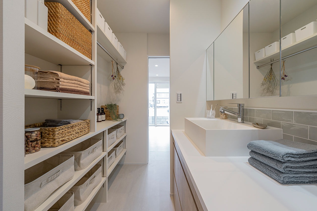 コラボハウス一級建築士事務所 【2000万円台／約30坪／間取り図有】中庭で四季を感じるグレージュの家の建築実例画像8