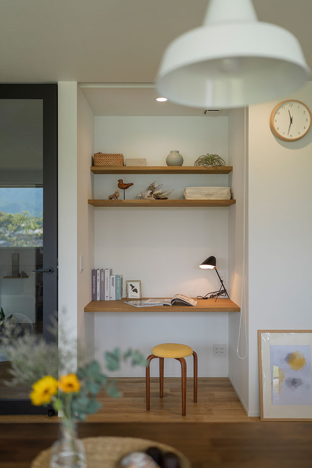 コラボハウス一級建築士事務所 【2000万円台／約32坪／間取り図有】勾配天井のLDK／洗濯物がたくさん干せる洗面脱衣室／平屋の建築実例画像6