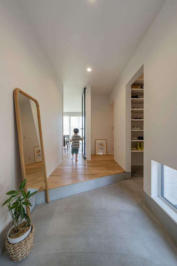 コラボハウス一級建築士事務所 【2000万円台／約32坪／間取り図有】勾配天井のLDK／洗濯物がたくさん干せる洗面脱衣室／平屋の建築実例画像9