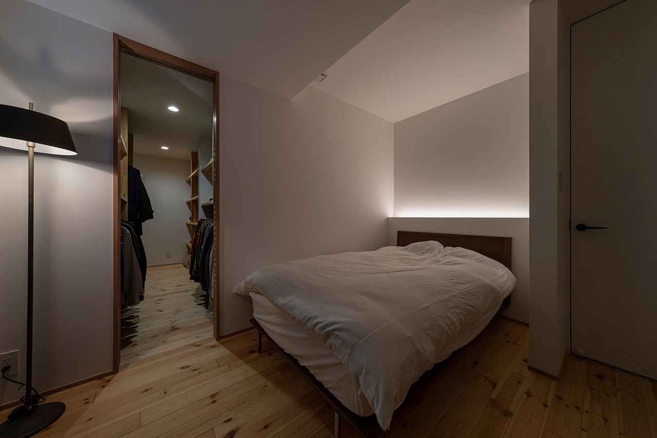 コラボハウス一級建築士事務所 【約36坪】ビルトインガレージのある2階LDK／螺旋階段の建築実例画像7