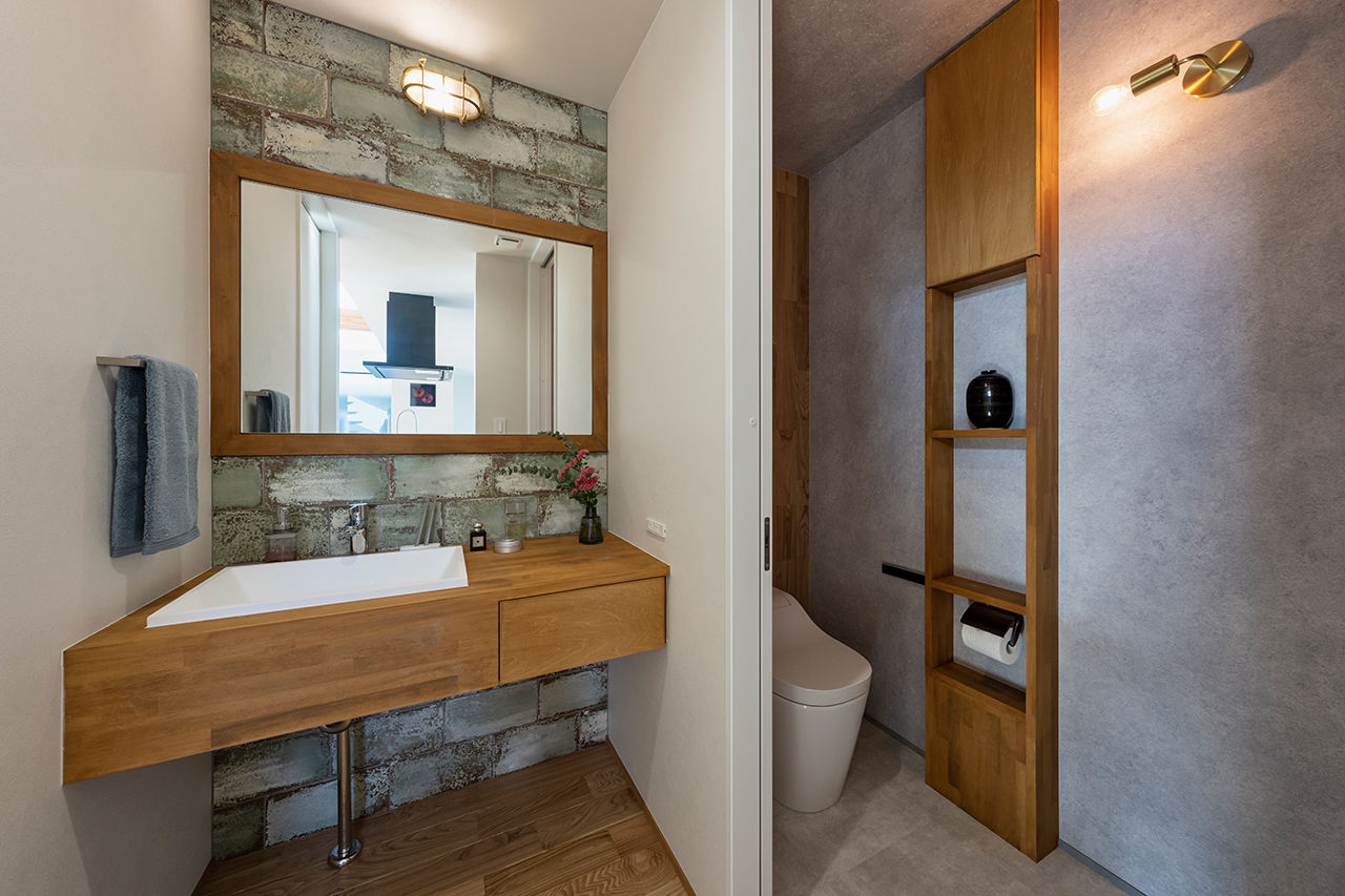 コラボハウス一級建築士事務所 【約36坪】ビルトインガレージのある2階LDK／螺旋階段の建築実例画像10