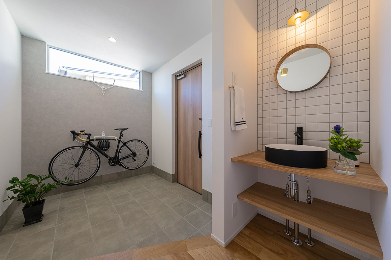 コラボハウス一級建築士事務所 【約51坪／間取り図有】タイルテラスをコの字型にゆったり囲んだ4LDKの間取りの建築実例画像7