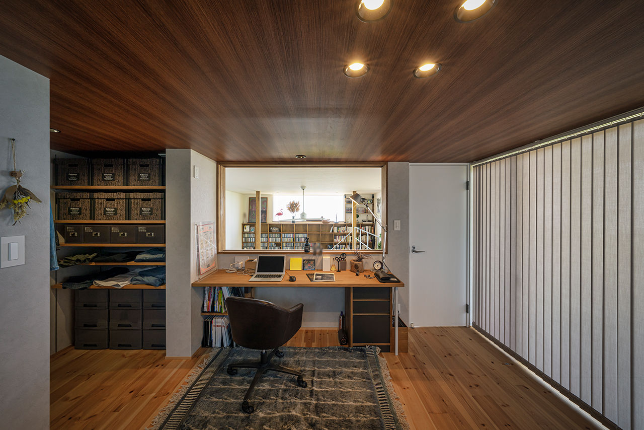 コラボハウス一級建築士事務所 【海を眺めながら暮らしたい／約56坪／間取り図有】1階と2階に広いデッキを設けた家の建築実例画像6