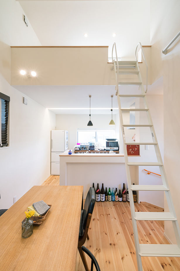 コラボハウス一級建築士事務所 1000万円台｜間取り図｜狭小地｜隣家が迫る21坪の小さな敷地で開放感いっぱいに暮らす、スキップフロアの家の建築実例画像7