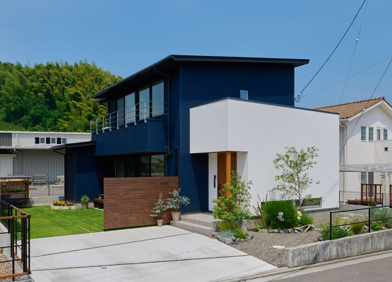 コラボハウス一級建築士事務所 2000万円台｜間取り図｜土地探し｜SUPボードが出迎える土間がある、マリンテイストの家の建築実例画像1