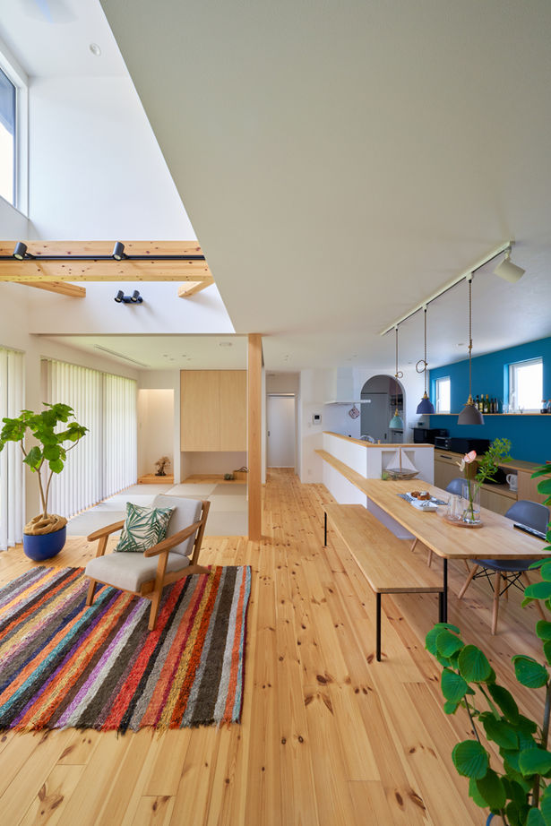 コラボハウス一級建築士事務所 2000万円台｜間取り図｜土地探し｜SUPボードが出迎える土間がある、マリンテイストの家の建築実例画像5