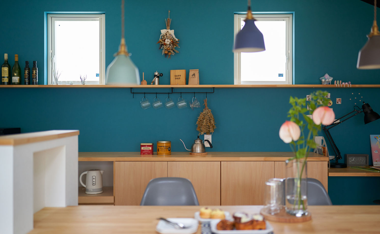 コラボハウス一級建築士事務所 2000万円台｜間取り図｜土地探し｜SUPボードが出迎える土間がある、マリンテイストの家の建築実例画像8