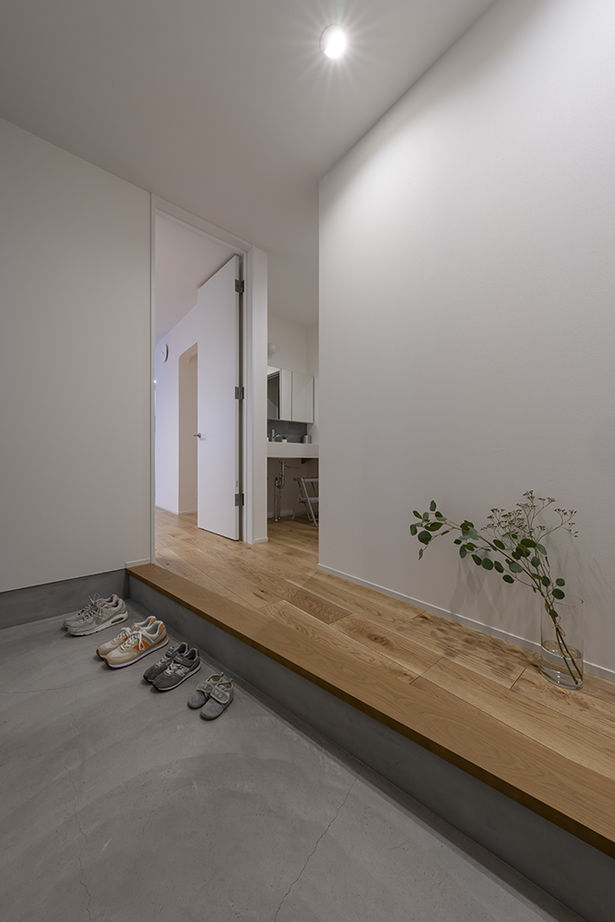 コラボハウス一級建築士事務所 2000万円台｜和泉市｜無機質｜間取り図｜お気に入りの家具やインテリアが映える「余白」のある家の建築実例画像10