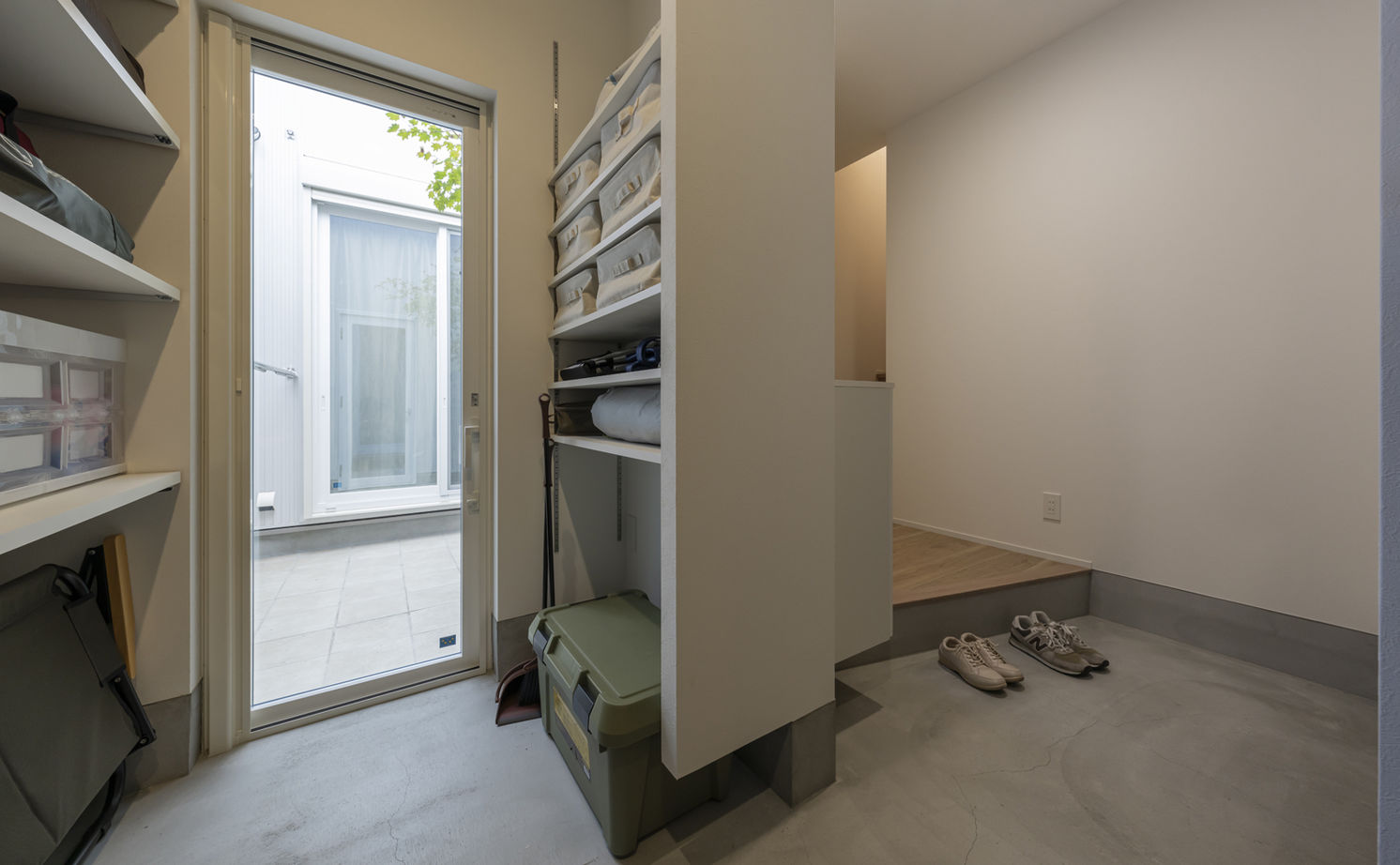 コラボハウス一級建築士事務所 2000万円台｜藤井寺市｜土地探し｜間取り図｜カーテンなしで開放的に暮らせる、中庭のある家の建築実例画像11