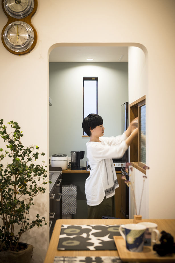 コラボハウス一級建築士事務所 2000万円台｜間取り図｜狭小地｜敷地22坪。めざしたのは、ヨーロッパの街角に佇むレトロなアパートメントの建築実例画像4