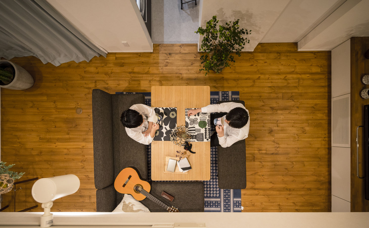 コラボハウス一級建築士事務所 2000万円台｜間取り図｜狭小地｜敷地22坪。めざしたのは、ヨーロッパの街角に佇むレトロなアパートメントの建築実例画像6