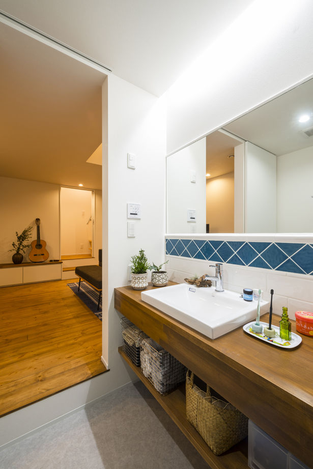 コラボハウス一級建築士事務所 2000万円台｜間取り図｜狭小地｜敷地22坪。めざしたのは、ヨーロッパの街角に佇むレトロなアパートメントの建築実例画像7